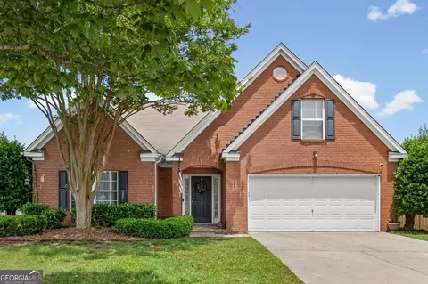 2114 Beacon Crest Dr, Buford, GA 30519