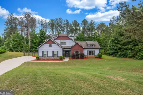5 Carlow Ct, Newnan, GA 30263