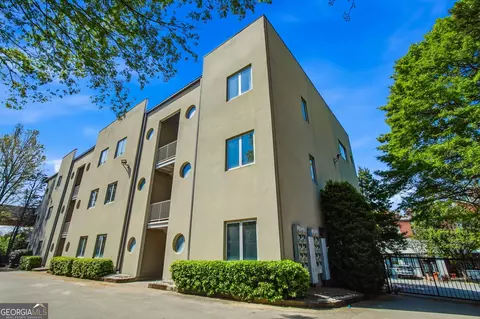 15 Waddell St NE #303, Atlanta, GA 30307