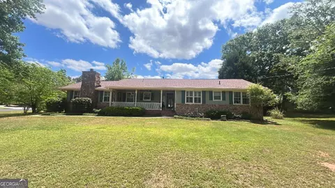 105 Gantt Ln, Fayetteville, GA 30215