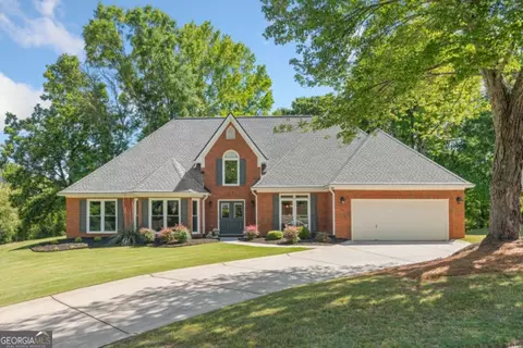 1905 Broadwell Oaks Dr, Alpharetta, GA 30004