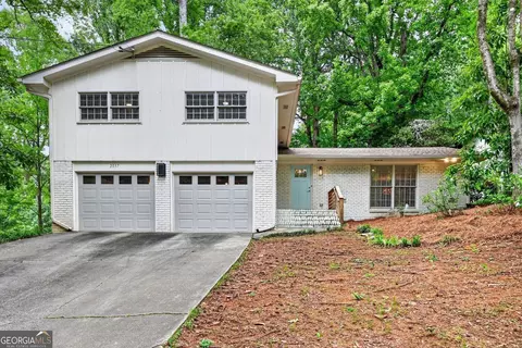 2037 Longview Way, Chamblee, GA 30341