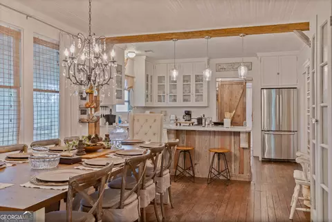 Dining - 282 Gardner Rd, Baxley, GA 31513 photo 3 of 4