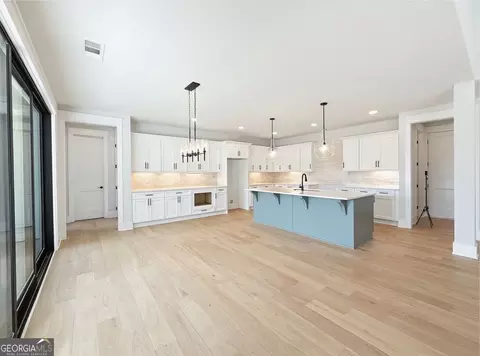 Kitchen - 141 Palisade Dr, Rydal, GA 30171 photo 4 of 5