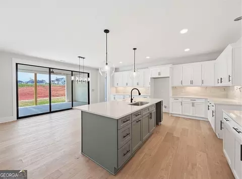 Kitchen - 141 Palisade Dr, Rydal, GA 30171 photo 2 of 5