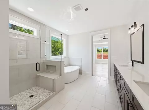 Bath - 141 Palisade Dr, Rydal, GA 30171 photo 1 of 13
