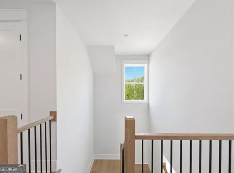 Entry Way - 141 Palisade Dr, Rydal, GA 30171 photo 8 of 12
