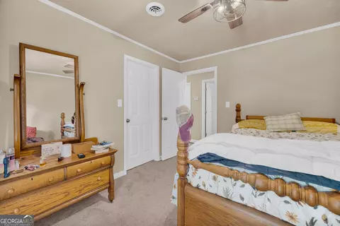 Bedroom - 3030 Smith Mcgee Rd, Iva, SC 29655 photo 4 of 7