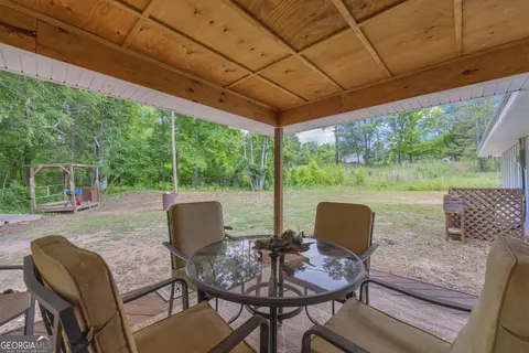 Exterior - 3030 Smith Mcgee Rd, Iva, SC 29655 photo 5 of 17