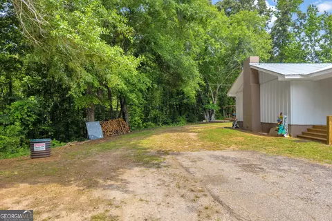 Exterior - 3030 Smith Mcgee Rd, Iva, SC 29655 photo 8 of 17