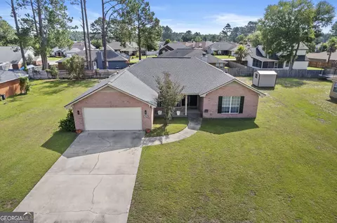 1805 Blair Ct, Hinesville, GA 31313