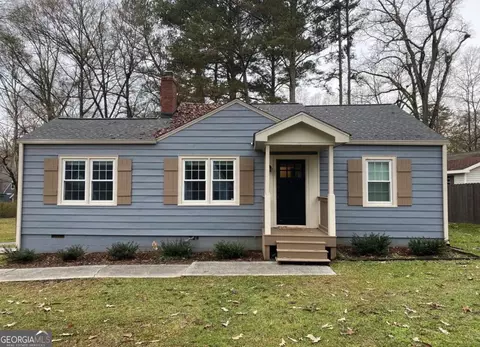 2638 Brown Cir SE, Smyrna, GA 30080