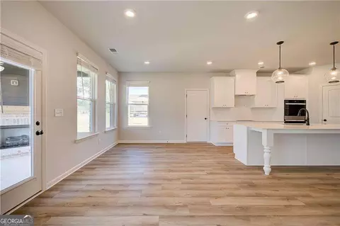 Living - 120 Haverling Pass, Hampton, GA 30252 photo 5 of 7