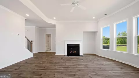 Living - 498 Beachview Rd, Hampton, GA 30228 photo 3 of 4