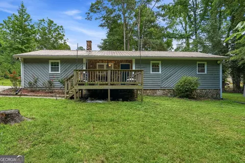 40 Oak Hill Dr, Winder, GA 30680