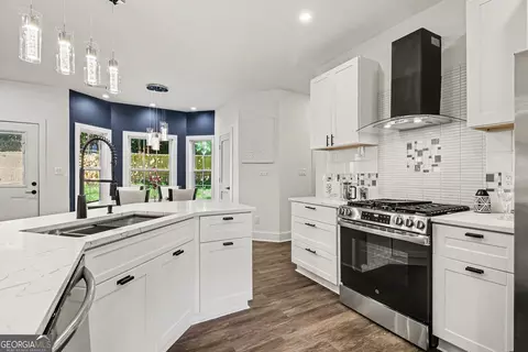 Kitchen - 5259 Leecroft Dr, Buford, GA 30518 photo 1 of 2