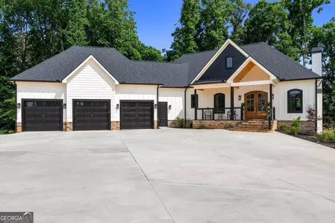 183 Lake Pointe Rd, Hartwell, GA 30643