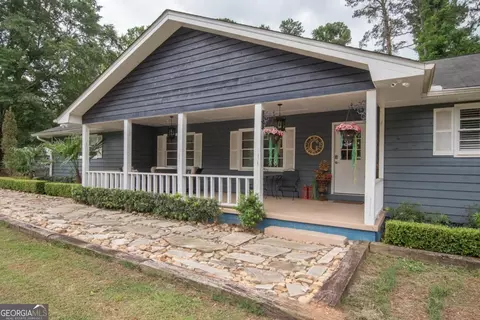 555 White Rd, Fayetteville, GA 30214
