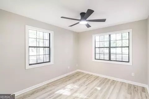Bedroom - 819 Old Macon Rd, Dublin, GA 31021 photo 2 of 2