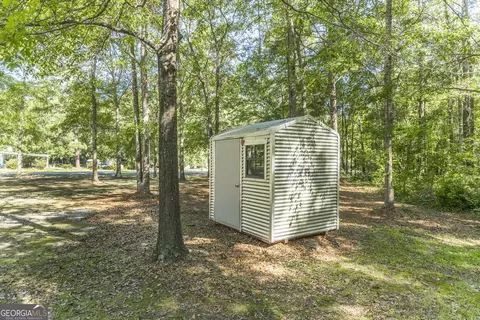 Exterior - 819 Old Macon Rd, Dublin, GA 31021 photo 6 of 8