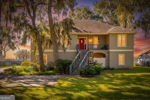 113 Laurel Grove Rd, Brunswick, GA 31523