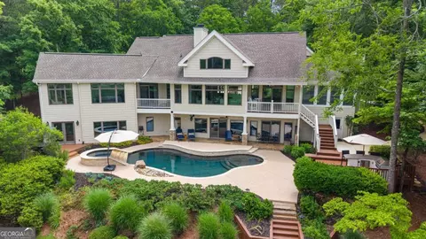 2541 Club Dr, Greensboro, GA 30642