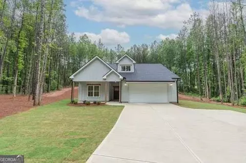 61 Hazel Ln, Bremen, GA 30110