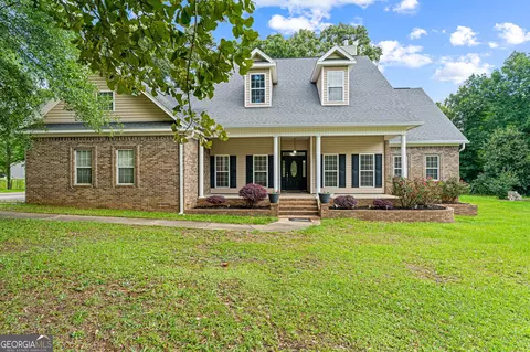 232 Bazemore Cir, Warner Robins, GA 31093