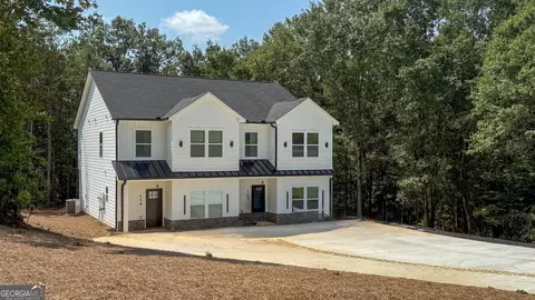 Exterior - 159 Brad St, Royston, GA 30662 photo 3 of 3