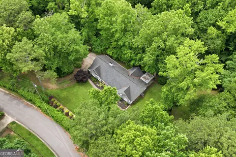 5369 Secretariat Ln, Sugar Hill, GA 30518