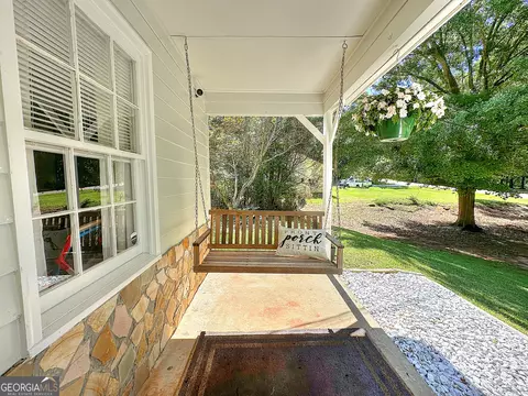 Exterior - 131 Rob Roy Rd, Lagrange, GA 30240 photo 3 of 5