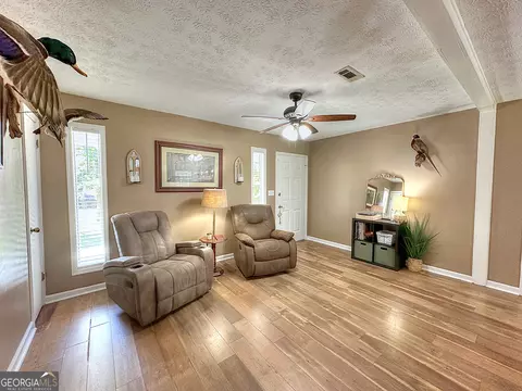 Living - 131 Rob Roy Rd, Lagrange, GA 30240 photo 1 of 3