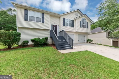 2880 Field Spring Dr, Lithonia, GA 30058