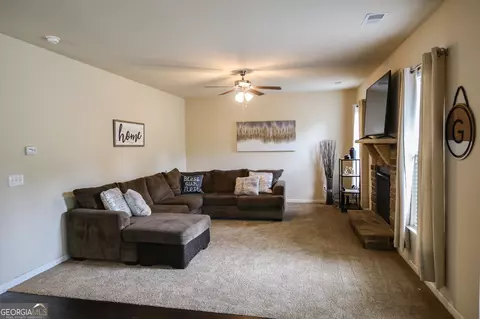 Living - 225 Silver Ridge Rd, Covington, GA 30016 photo 1 of 2