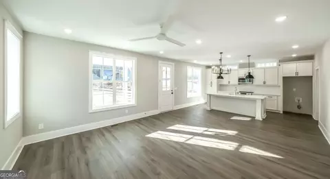 Living - 479 West Ave, Bowdon, GA 30108 photo 4 of 5
