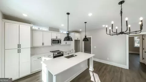 Entry Way - 479 West Ave, Bowdon, GA 30108 photo 1 of 3