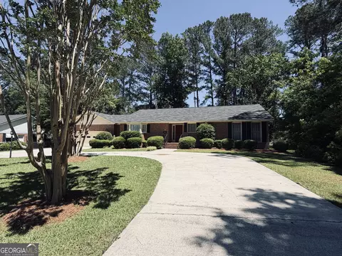 683 Chestnut Dr, Thomson, GA 30824