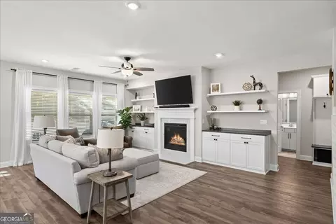 Living - 626 Shadow Moss Ave, Canton, GA 30115 photo 1 of 1