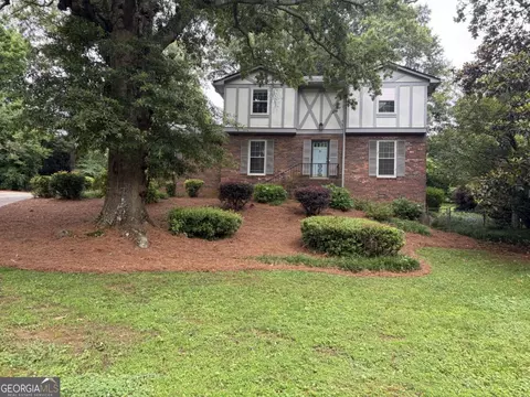 435 Stonebridge Dr, Roswell, GA 30075