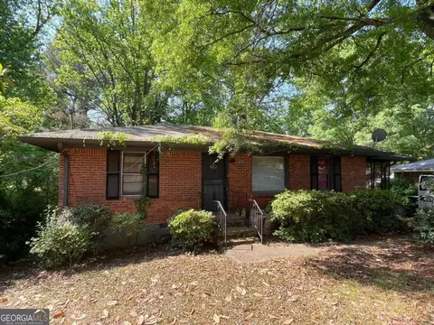 3255 Walnut St, Scottdale, GA 30079