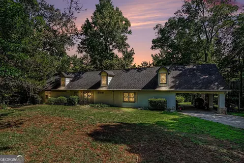 5441 Alexanders Lake Rd SW, Stockbridge, GA 30281
