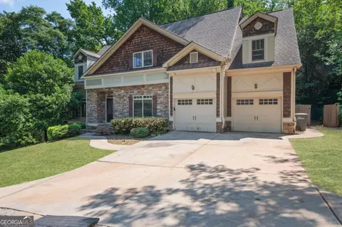 722 Iroquois Dr NE, Marietta, GA 30060