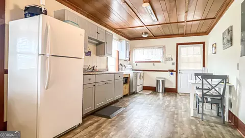 Kitchen - 242 Katy Lake Rd, Jackson, GA 30233 photo 1 of 15