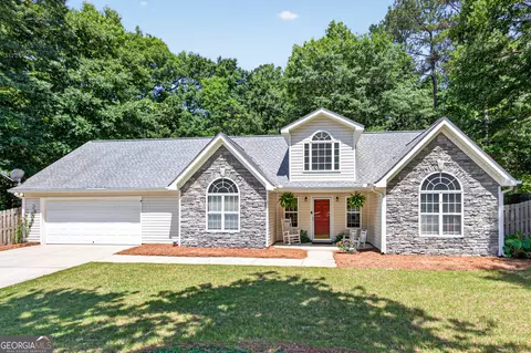 6020 Fieldwood Ln, Loganville, GA 30052