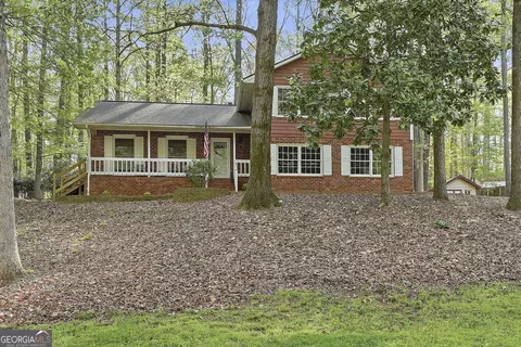 120 Partridge Pt, Fayetteville, GA 30215
