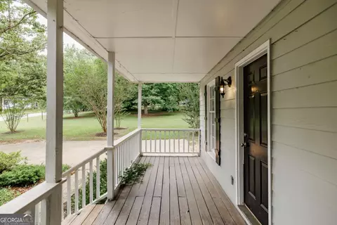 Exterior - 1031 Elder Heights Dr, Bishop, GA 30621 photo 10 of 15