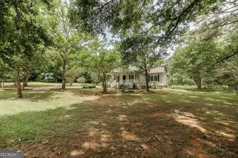 Exterior - 1031 Elder Heights Dr, Bishop, GA 30621 photo 13 of 15