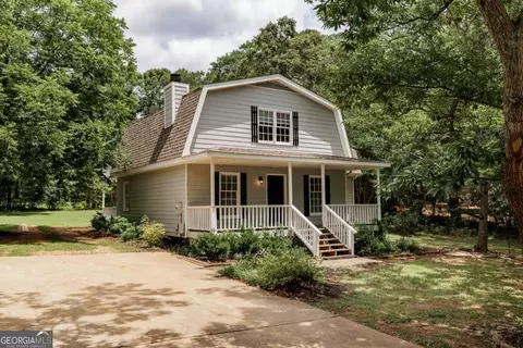 1031 Elder Heights Dr, Bishop, GA 30621