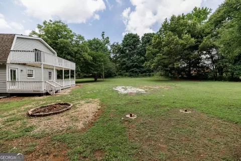 Exterior - 1031 Elder Heights Dr, Bishop, GA 30621 photo 5 of 15