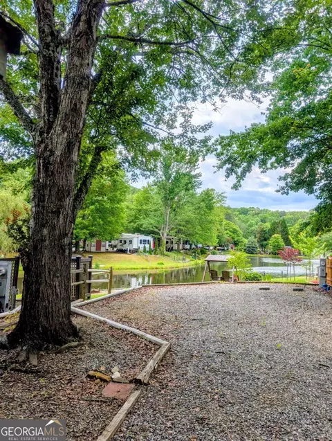 108 Choestoe Falls Cir, Blairsville, GA 30512